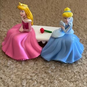 Disney Princess Figurine Set - Aurora and Cinderella